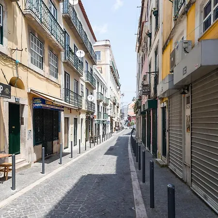 Alfama Patio Appartamento