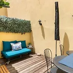 Alfama Patio Lisbona